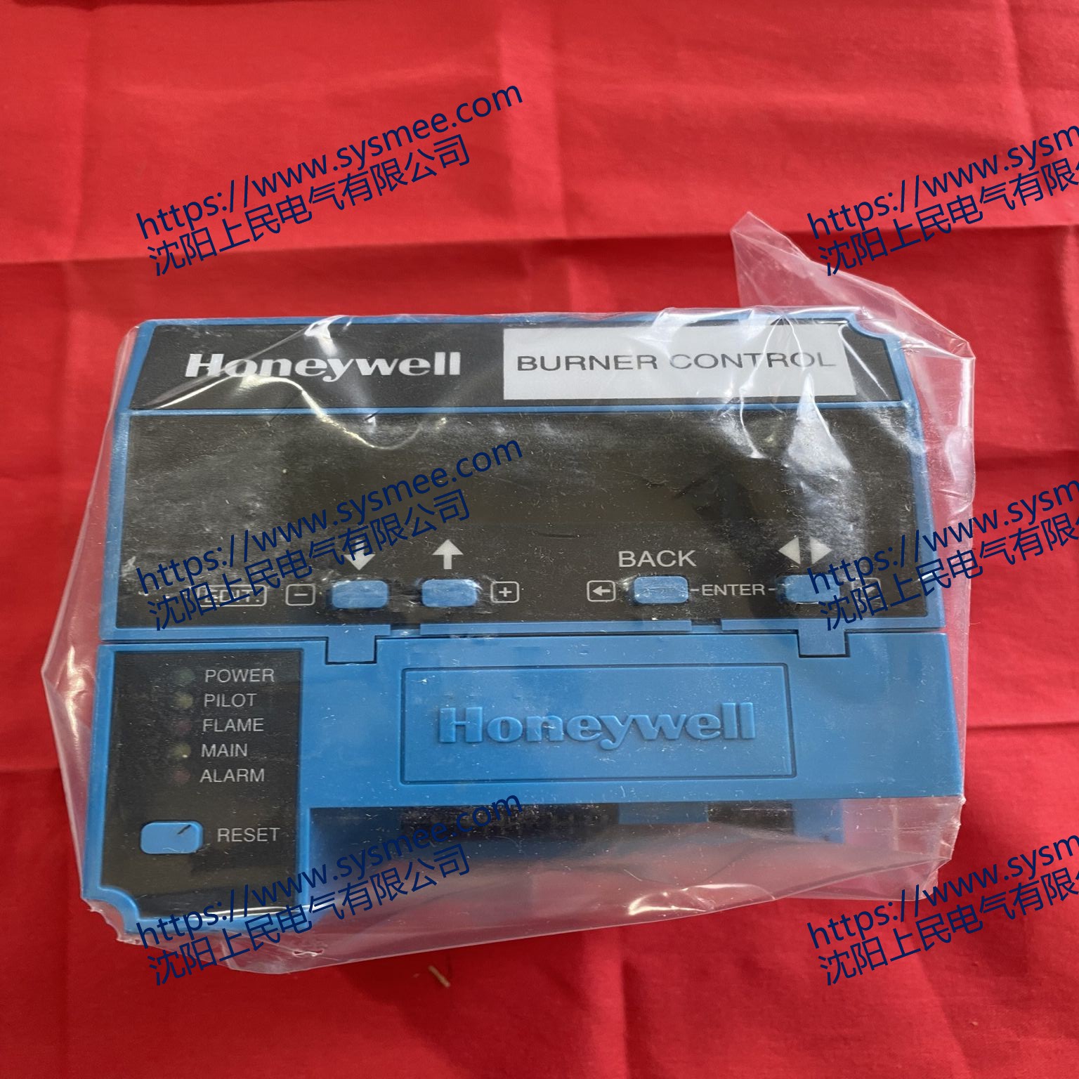 Honeywell霍尼韦尔RM7800 L 1053是一款具有多种功能和特性的编程燃烧器控制器