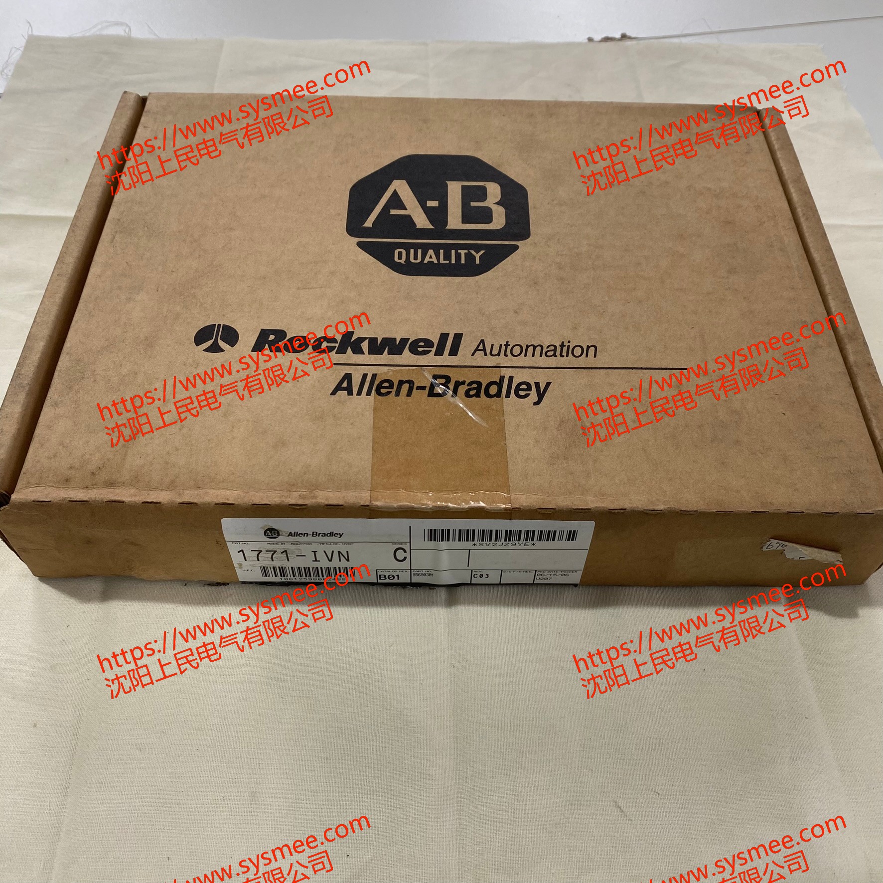 ALLen-Bradley罗克韦尔1771-IVN/C是一款 PLC-5 系列的 32 点数字输入模块