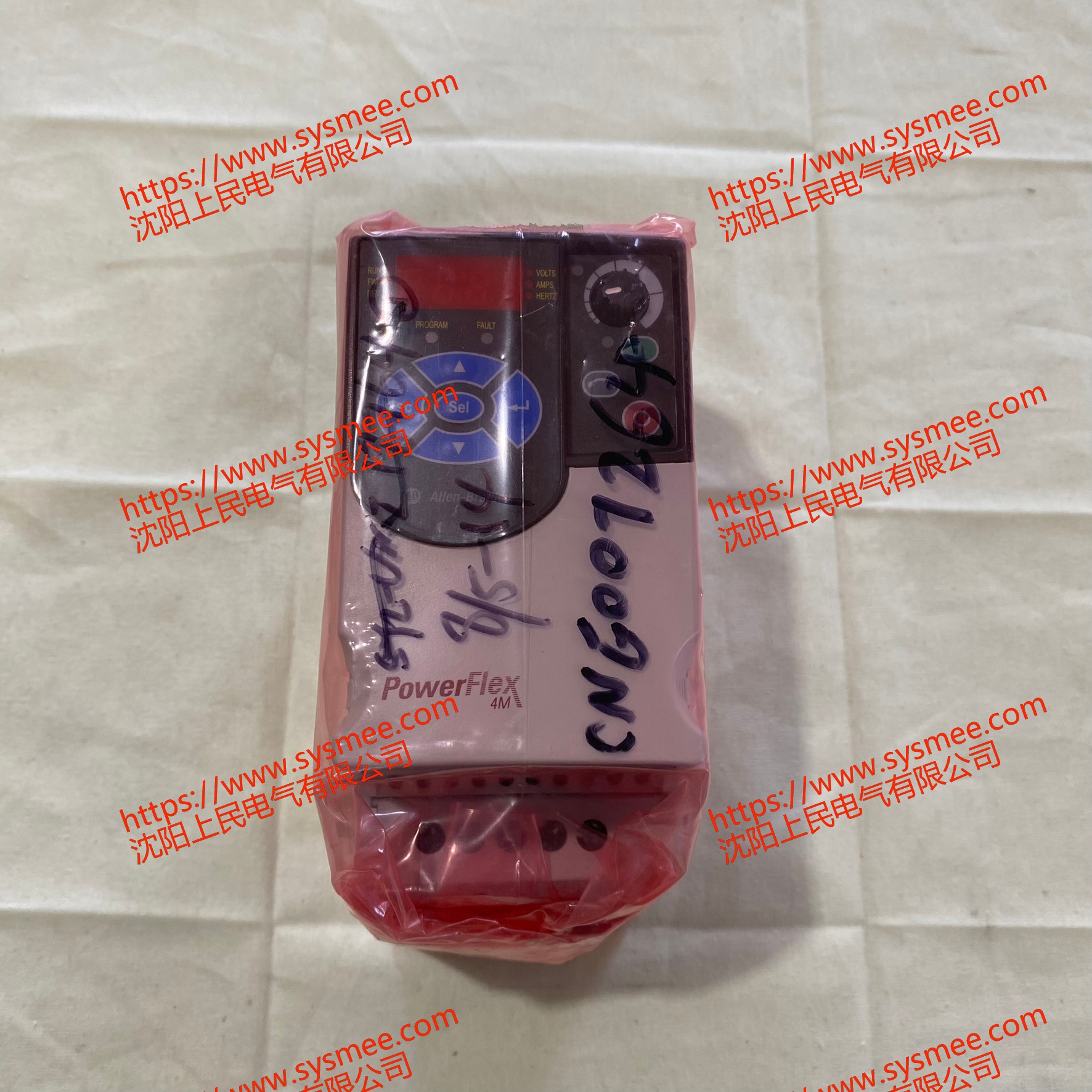 Allen-Bradley 罗克韦尔22F-A4P2N113是一款 PowerFlex 4M 系列的交流变频器