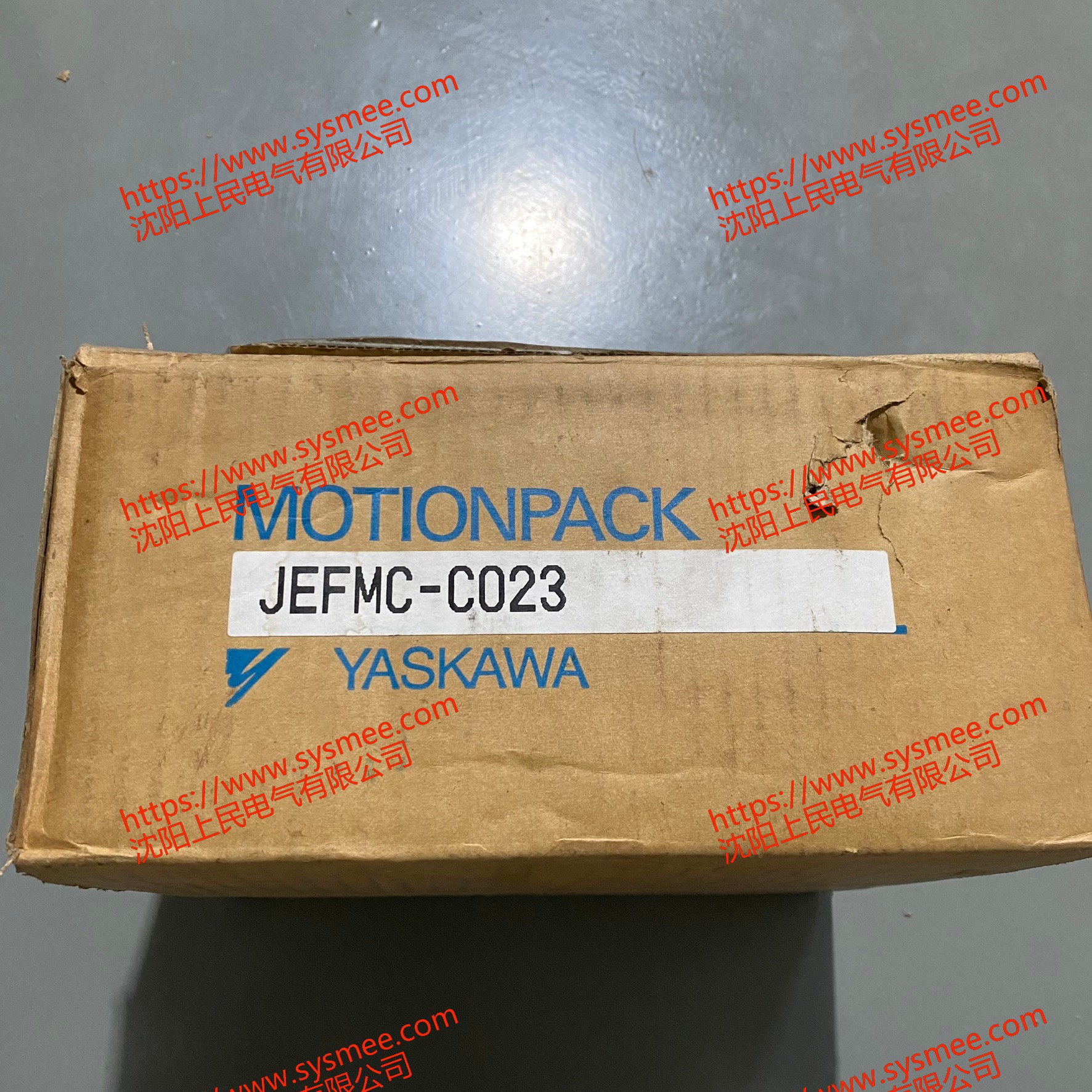 安川JEFMC-C023用于工業(yè)自動化控制系統(tǒng)的一個組件