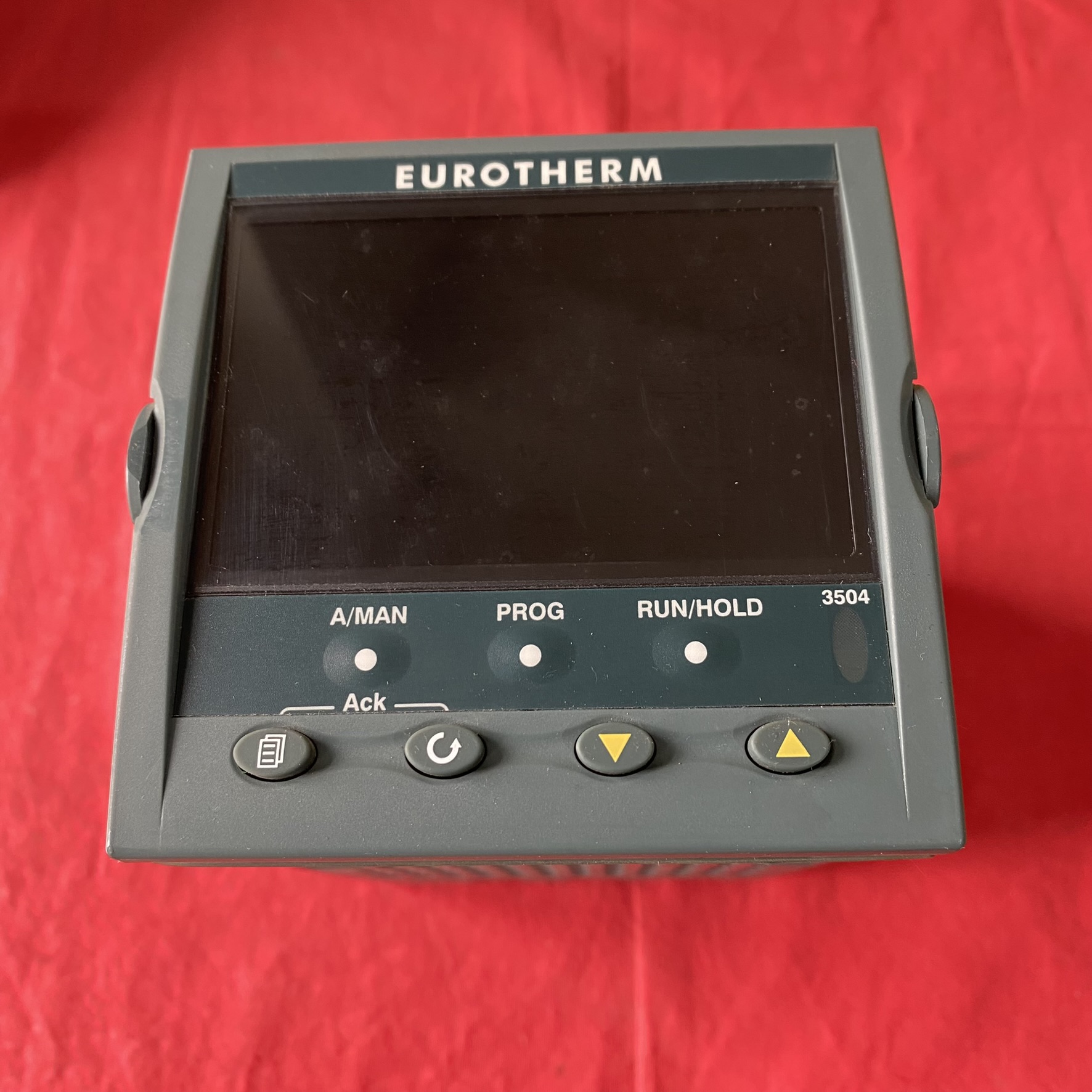 EUROTHERM   3504高精度单回路